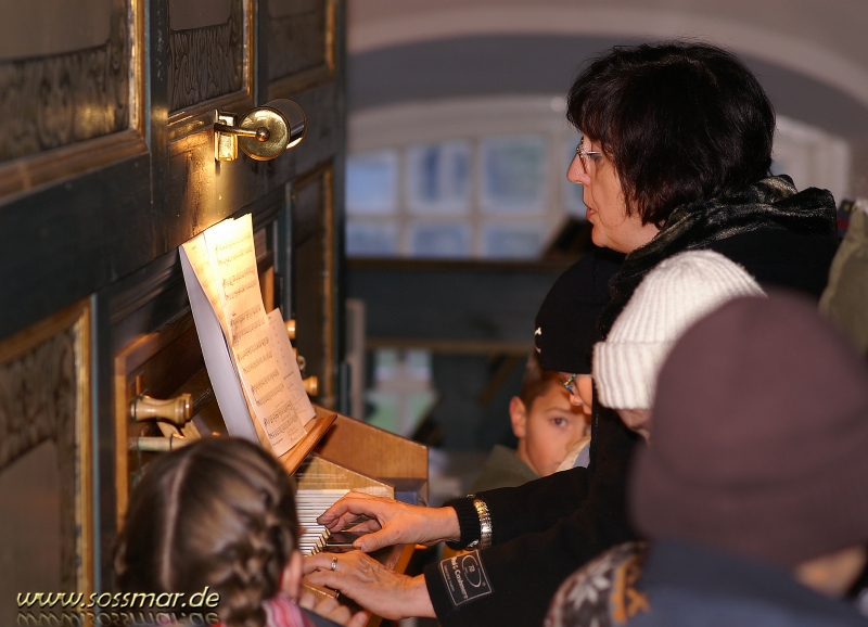 Das Spielpult Orgel der Somarer St.Georg Kirche        (aufgenommen am 03.12.2008)