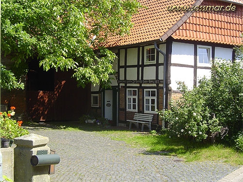 Im Winkel - Das Gebäude aus dem Jahre 1787 zählt zu den ältesten erhaltenen Bauten in Soßmar.  (mit freundlicher Genehmigung von Stefan Niemann)